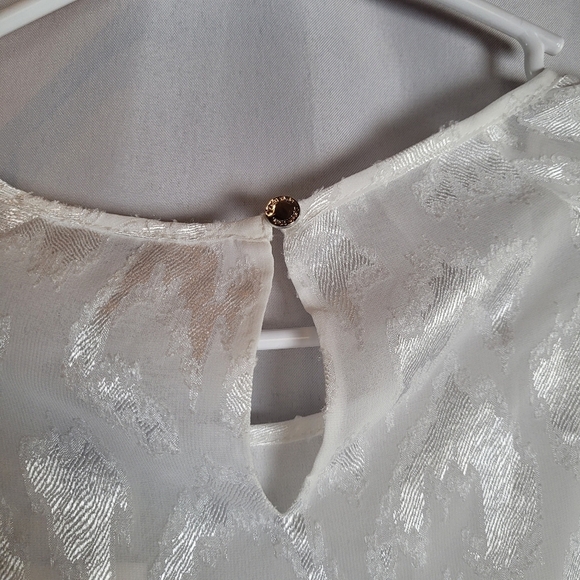 Calvin Klein NWT Women's Size L White Blouse Top - Picture 3 of 12